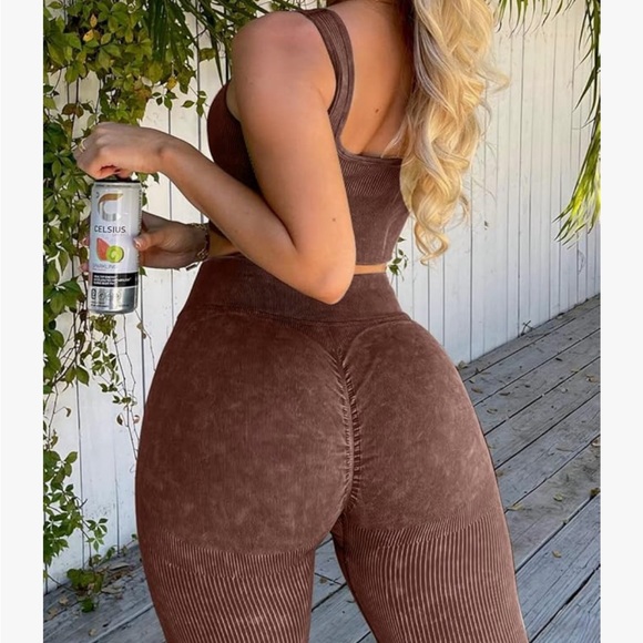 Chic Brown Ribbed Set - Picture 2 of 4